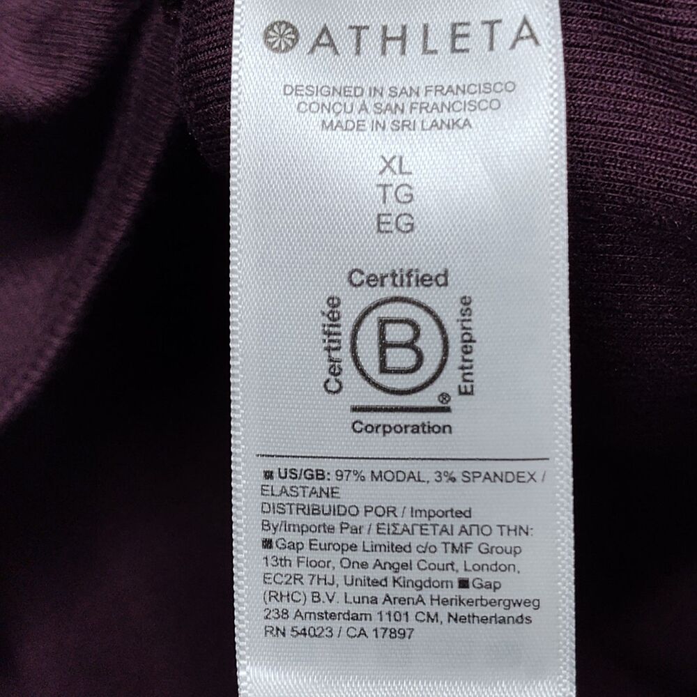 Athleta 2 Shirts Bundle Women Size XL Black Maroon Short Sleeve Stretch Active - Picture 16 of 16